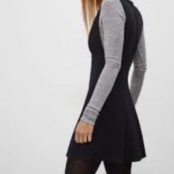 Like New Aritzia Wilfred Black  Montbrun Dress (6) - Picture 4 of 7